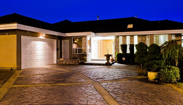 driveway with stamped concrete